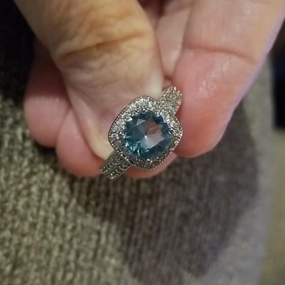 14K WGold Overlay Sky Blue Topaz, Sapphire Ring - Picture 12 of 12